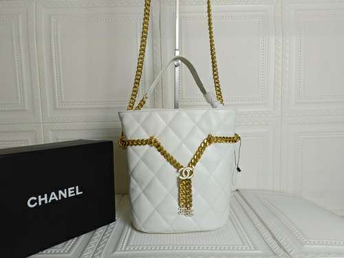 Picture of Chanel Lady Handbags _SKUfw154449345fw